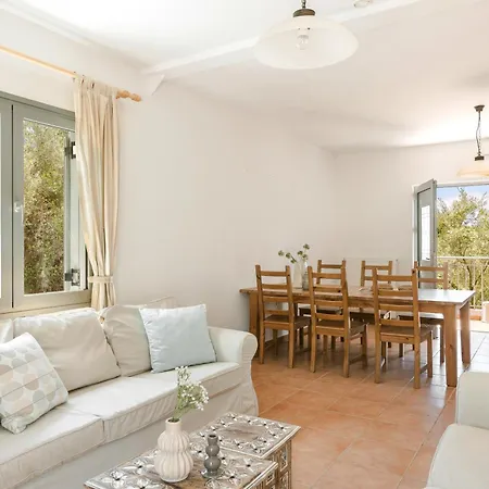 Costa Avithos 4* Свороната