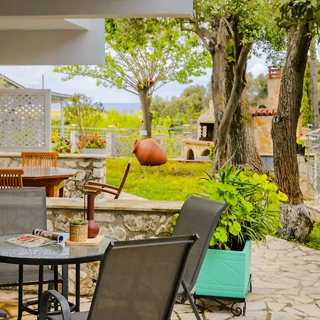 Costa Avithos 4* Свороната