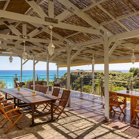 Отель Costa Avithos Свороната