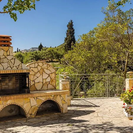 Costa Avithos Отель Свороната