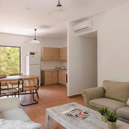 Costa Avithos فندق سفوروناتا