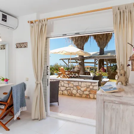 Costa Avithos Ξενοδοχείο 4*