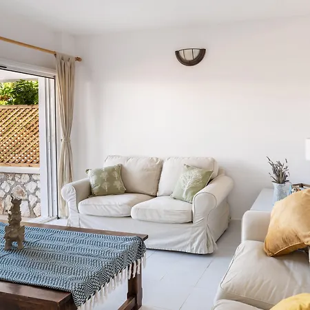 ホテル Costa Avithos 4*