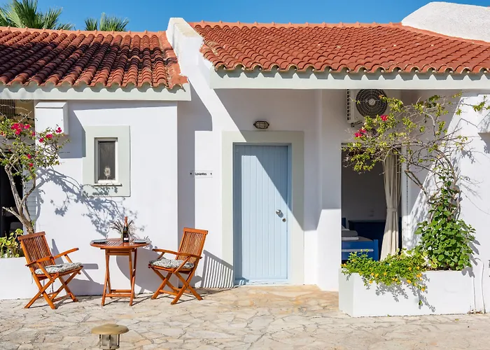 Costa Avithos Hotel Svoronata