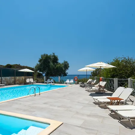 Costa Avithos Otel Svoronata